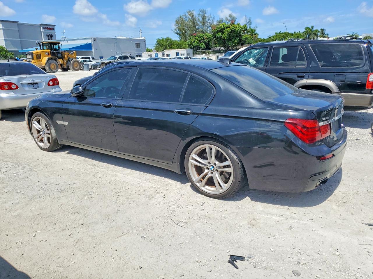 2013 BMW 7 SERIES