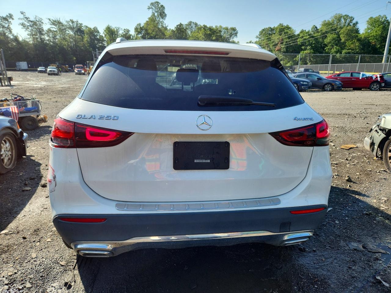 2021 MERCEDES-BENZ GLA-CLASS