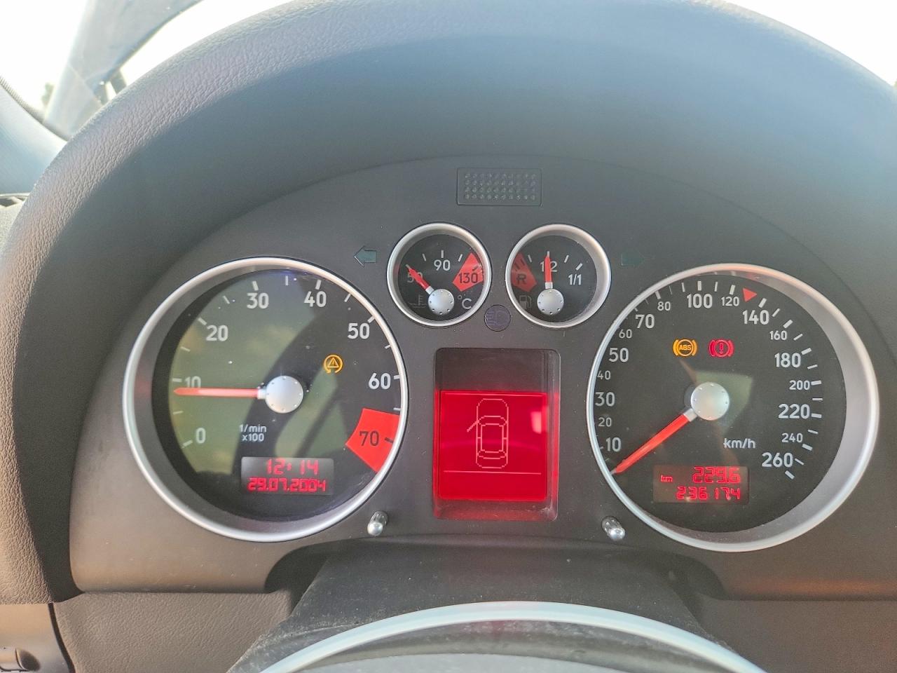 2003 AUDI TT