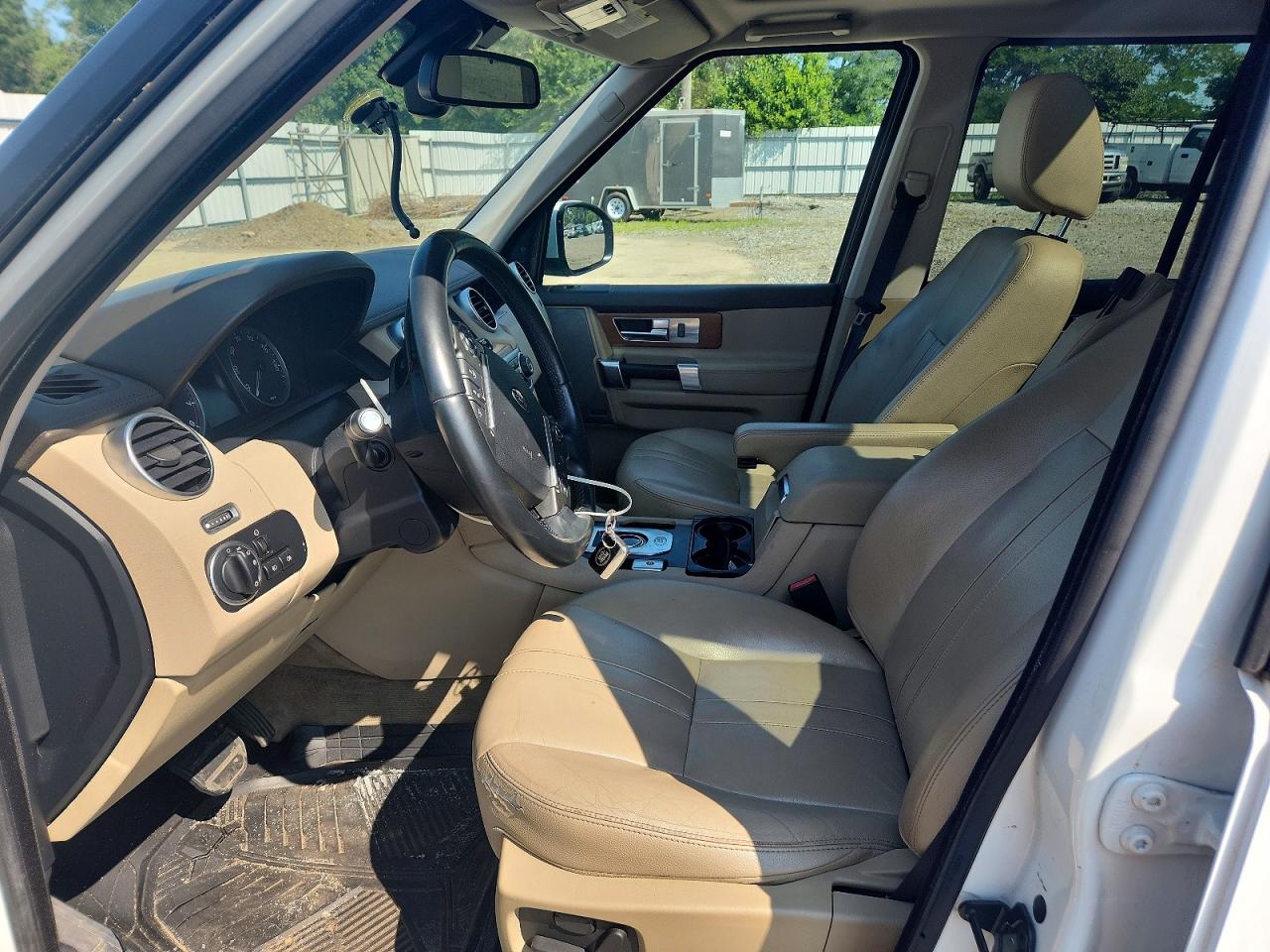 2016 LAND ROVER LR4