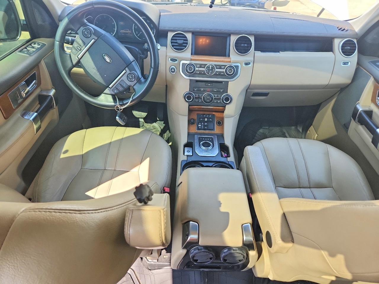 2016 LAND ROVER LR4