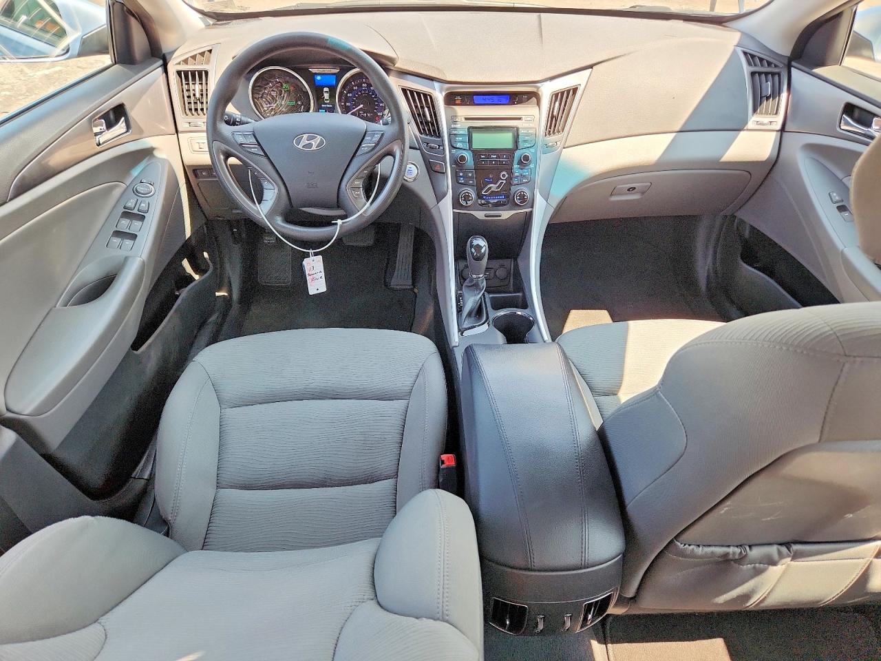 2013 HYUNDAI SONATA