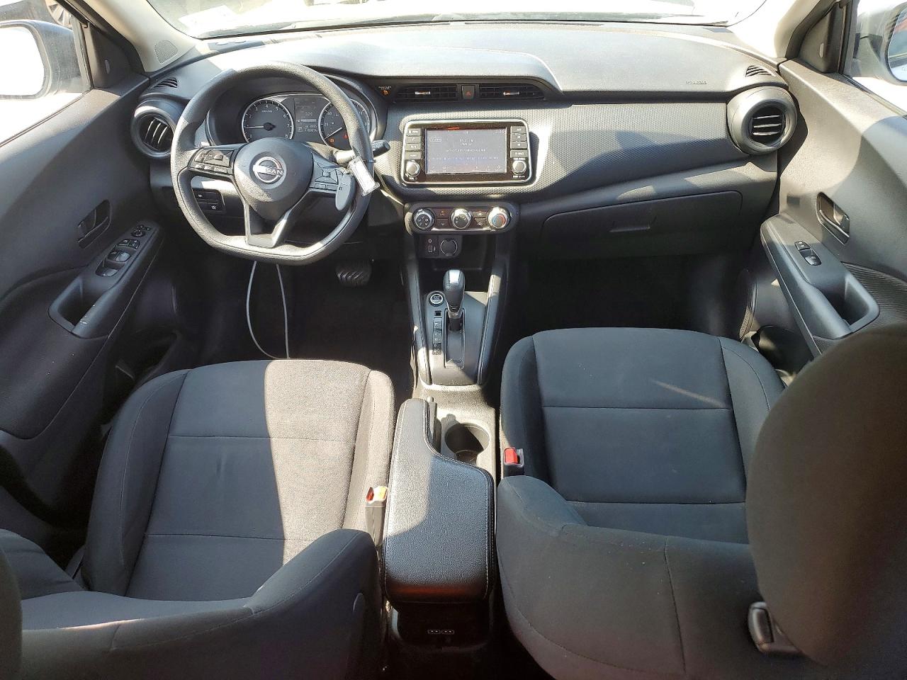 2023 NISSAN KICKS