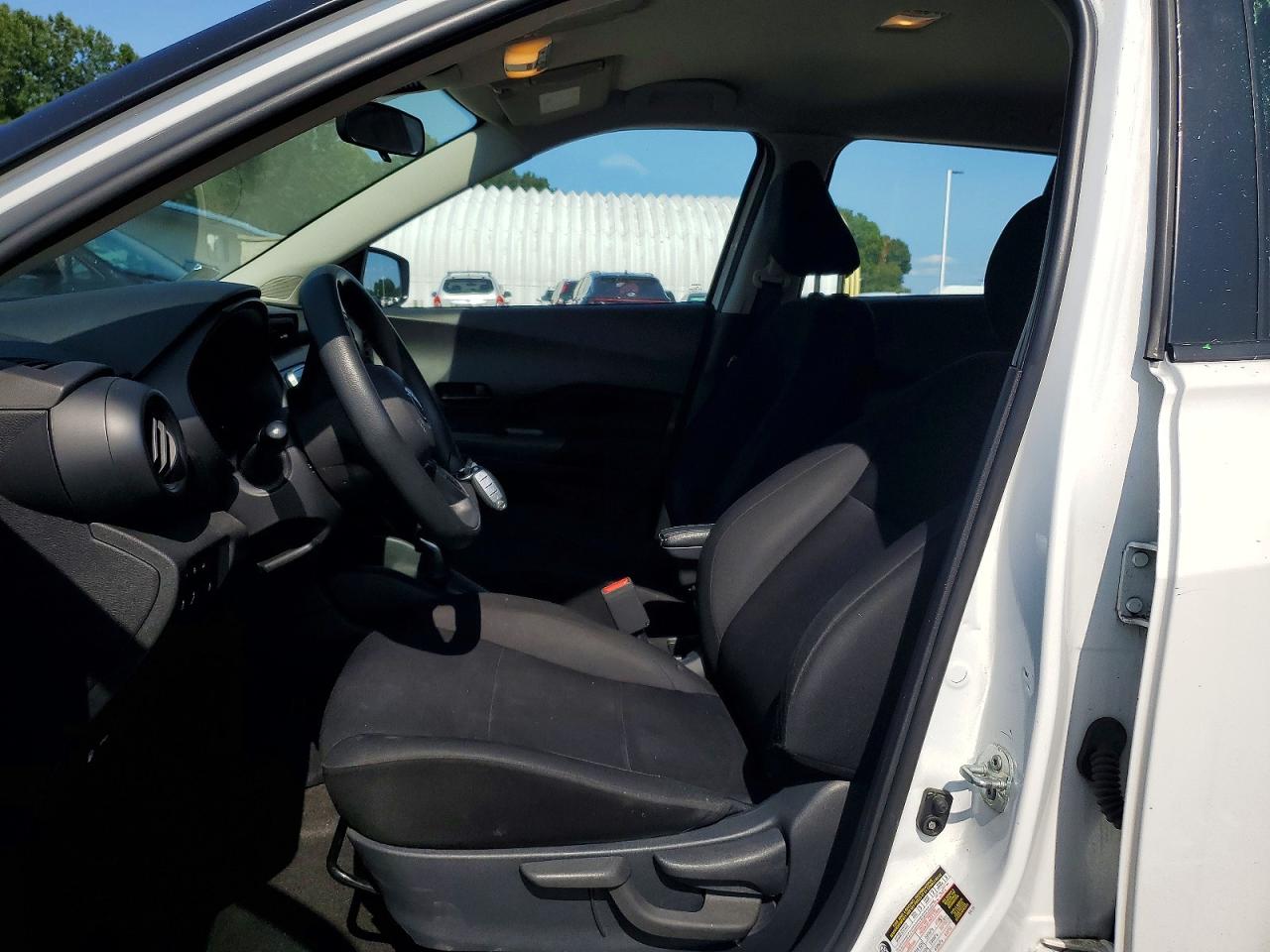 2023 NISSAN KICKS