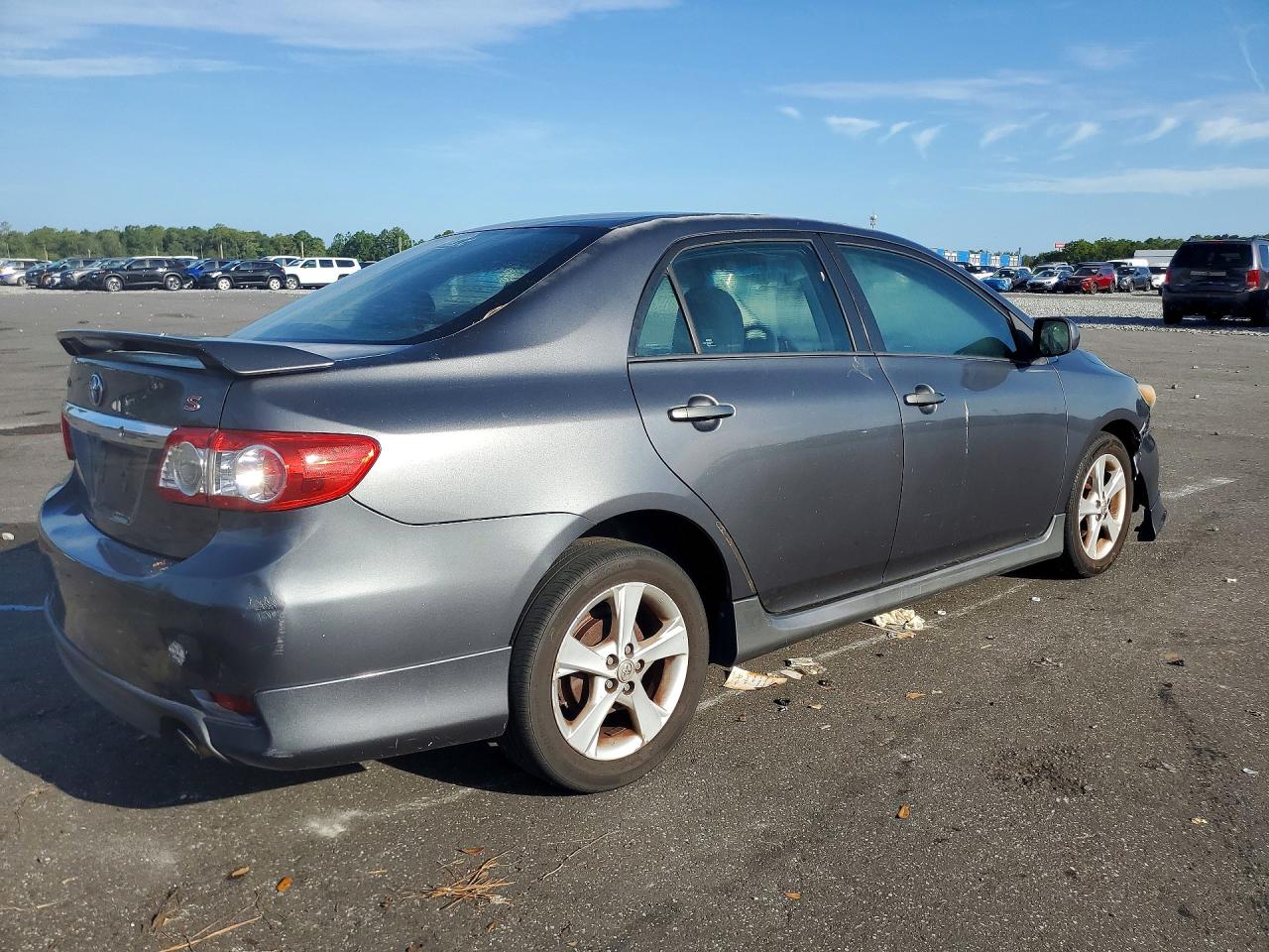 2011 TOYOTA COROLLA
