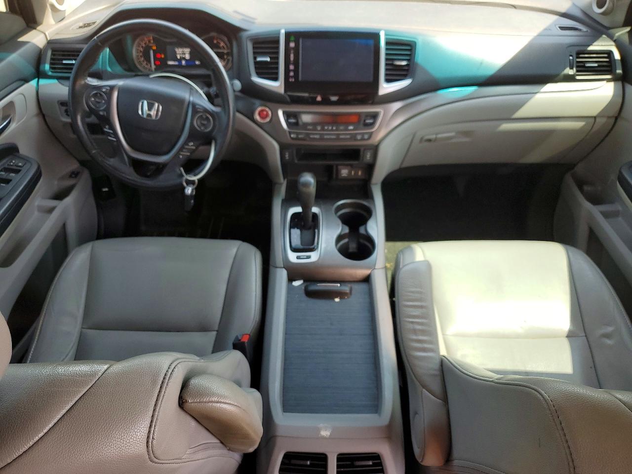 2016 HONDA PILOT
