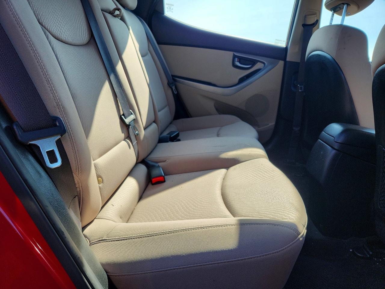 2016 HYUNDAI ELANTRA