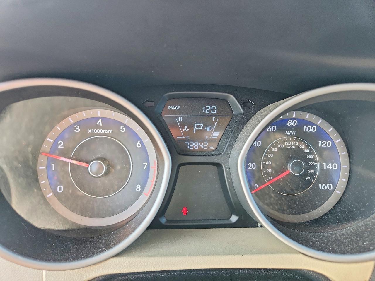 2016 HYUNDAI ELANTRA