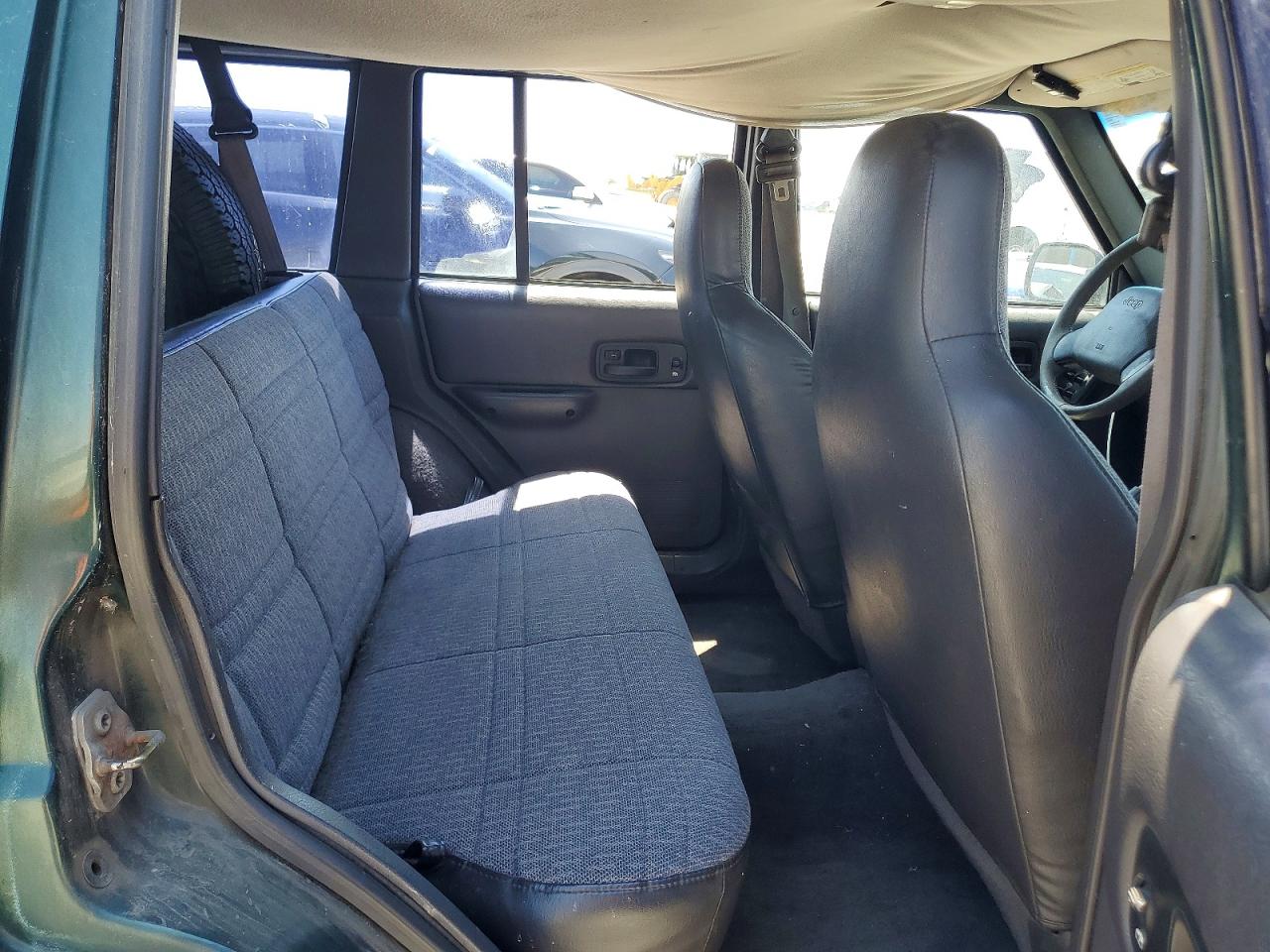 2000 JEEP CHEROKEE