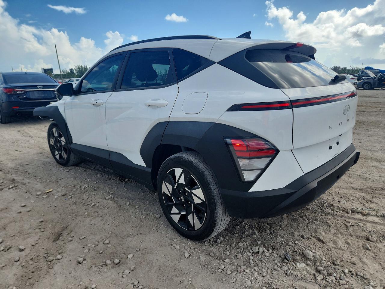 2024 HYUNDAI KONA