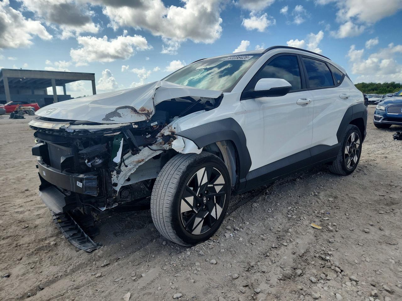 2024 HYUNDAI KONA