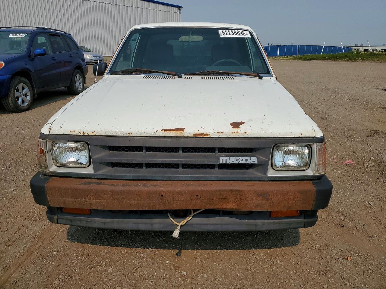 1993 MAZDA B2200