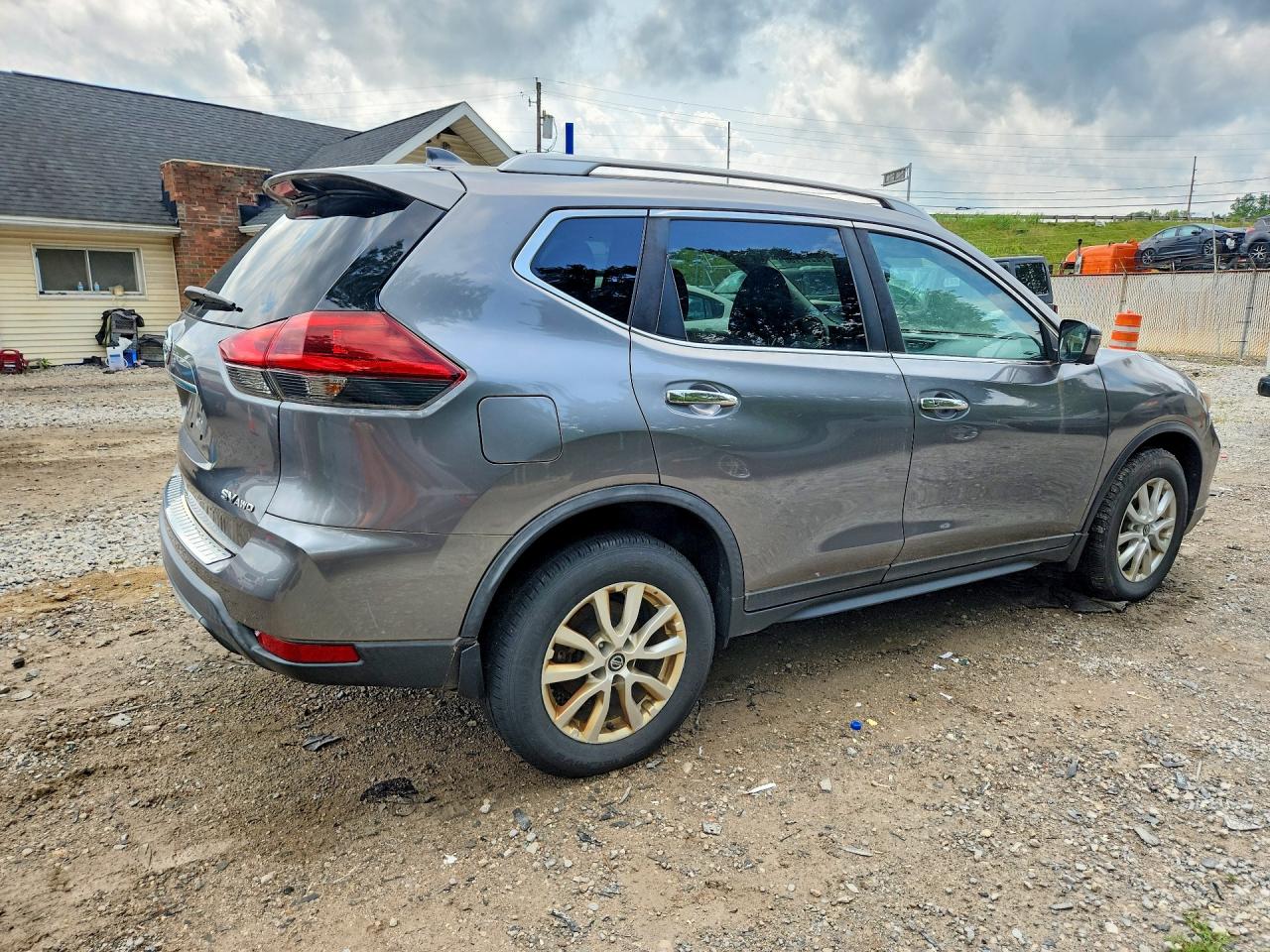 2018 NISSAN ROGUE