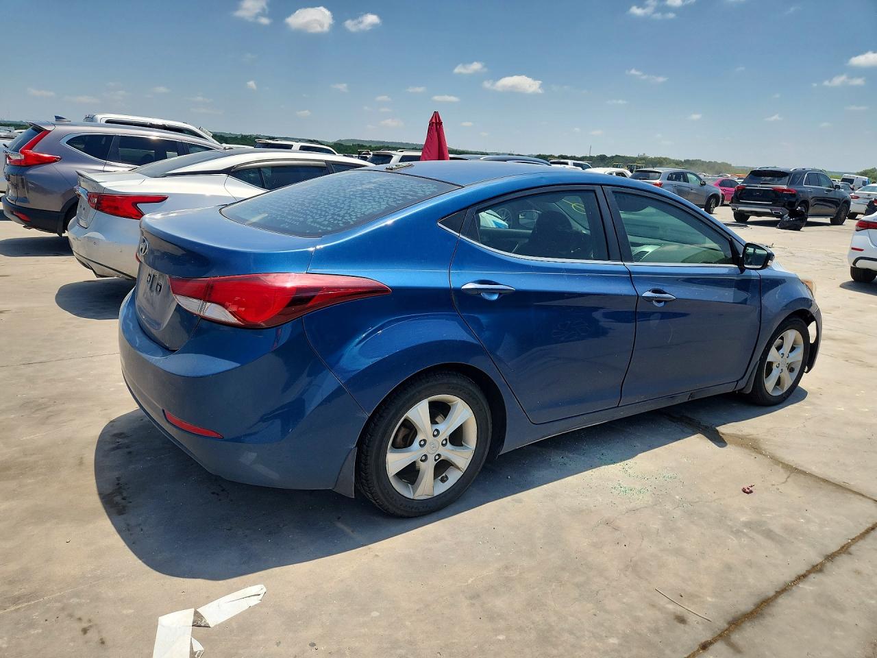 2016 HYUNDAI ELANTRA