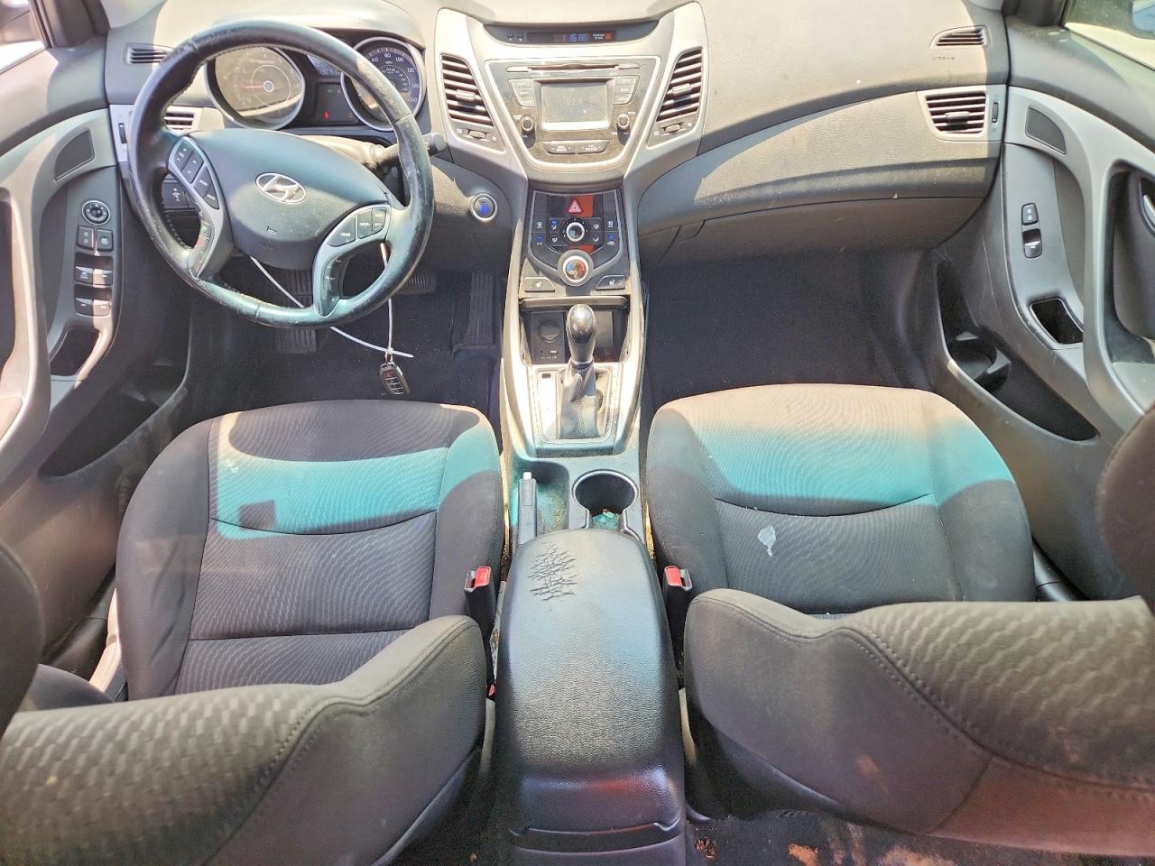 2016 HYUNDAI ELANTRA