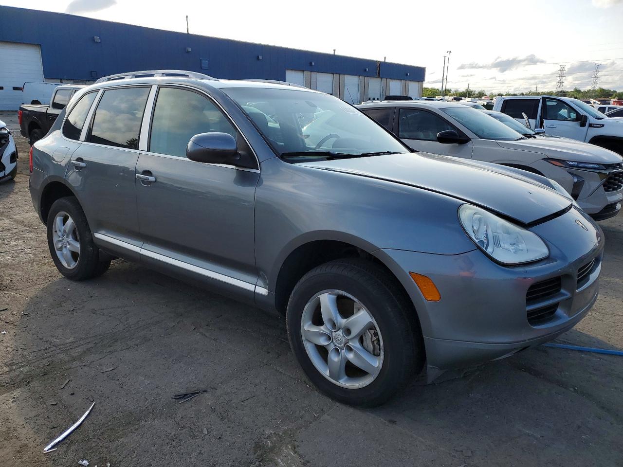 2005 PORSCHE CAYENNE