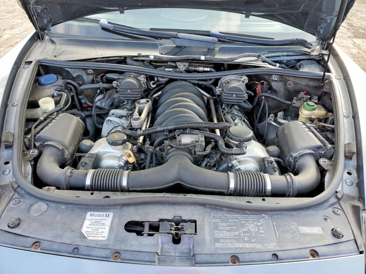 2005 PORSCHE CAYENNE