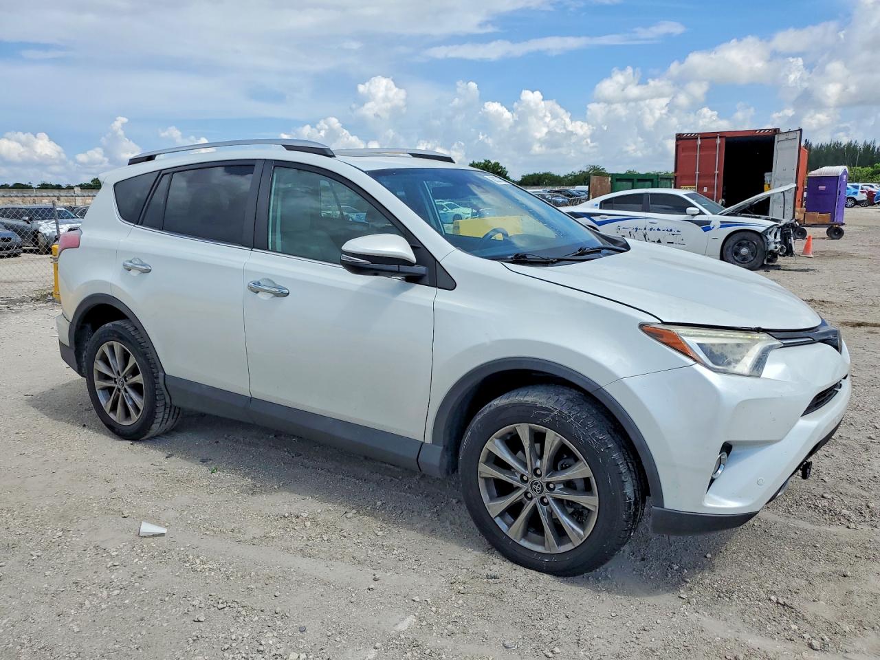 2016 TOYOTA RAV4