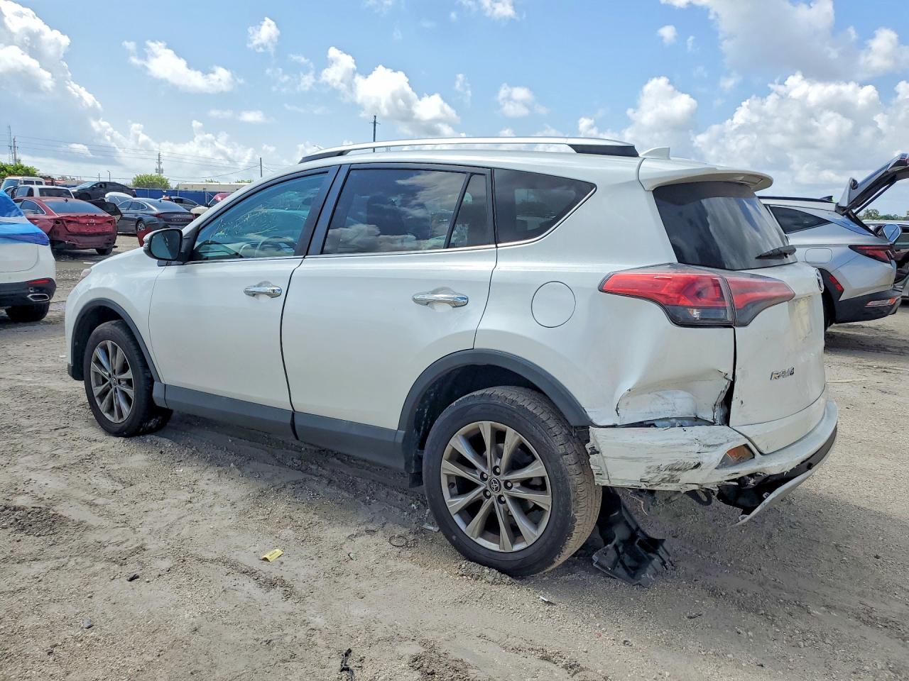 2016 TOYOTA RAV4