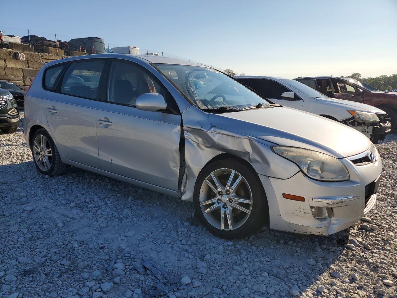 2009 HYUNDAI ELANTRA