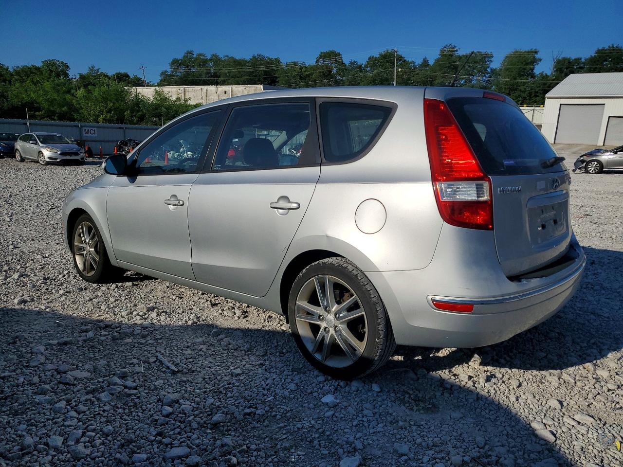 2009 HYUNDAI ELANTRA