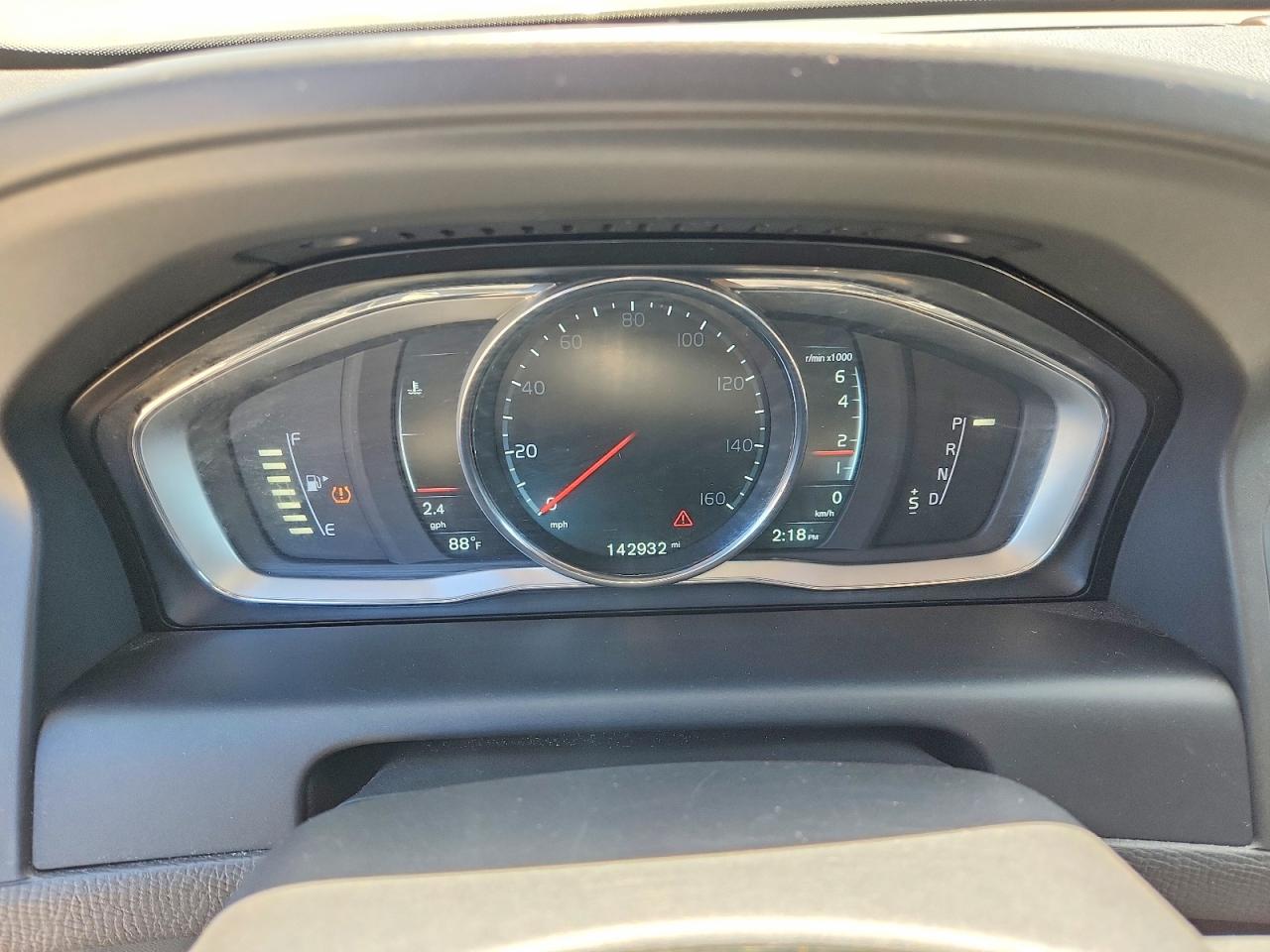 2015 VOLVO XC60