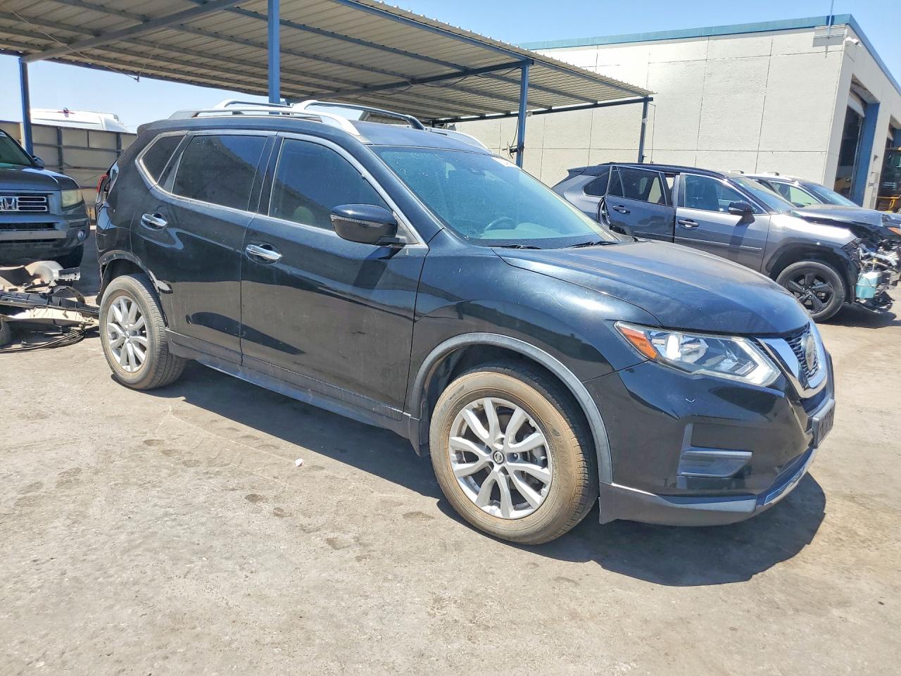 2019 NISSAN ROGUE