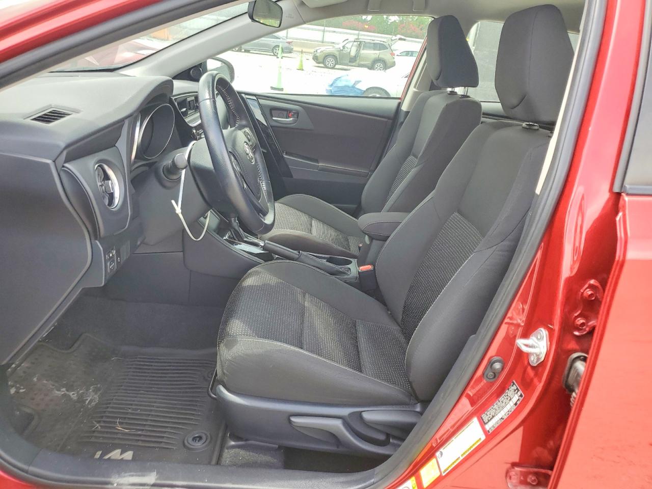 2018 TOYOTA COROLLA