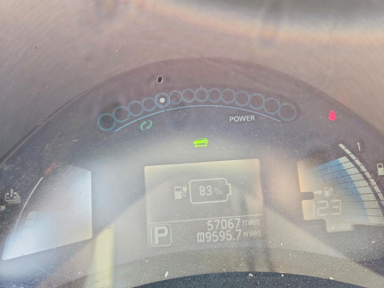 2016 NISSAN LEAF