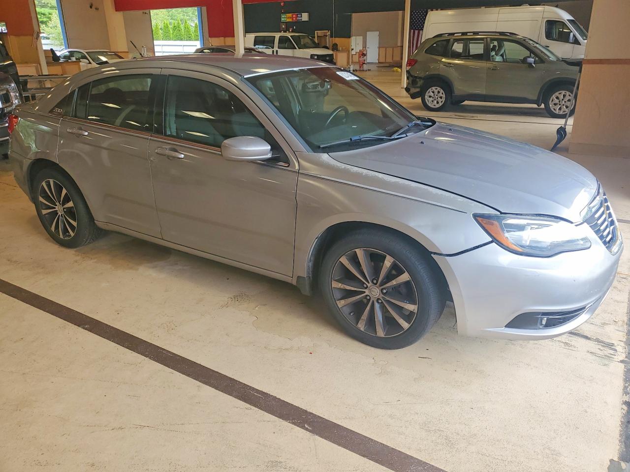 2014 CHRYSLER 200