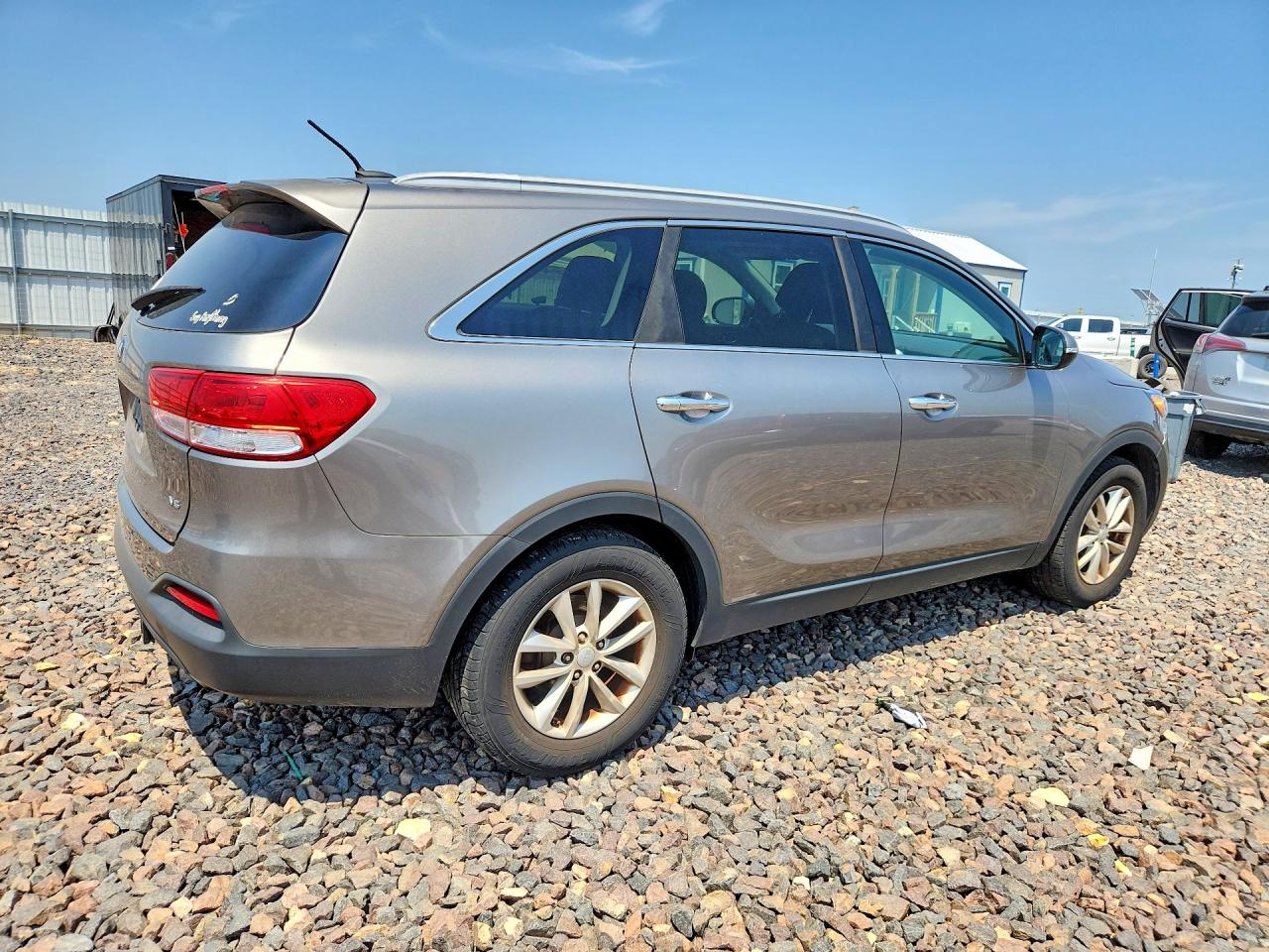 2017 KIA SORENTO