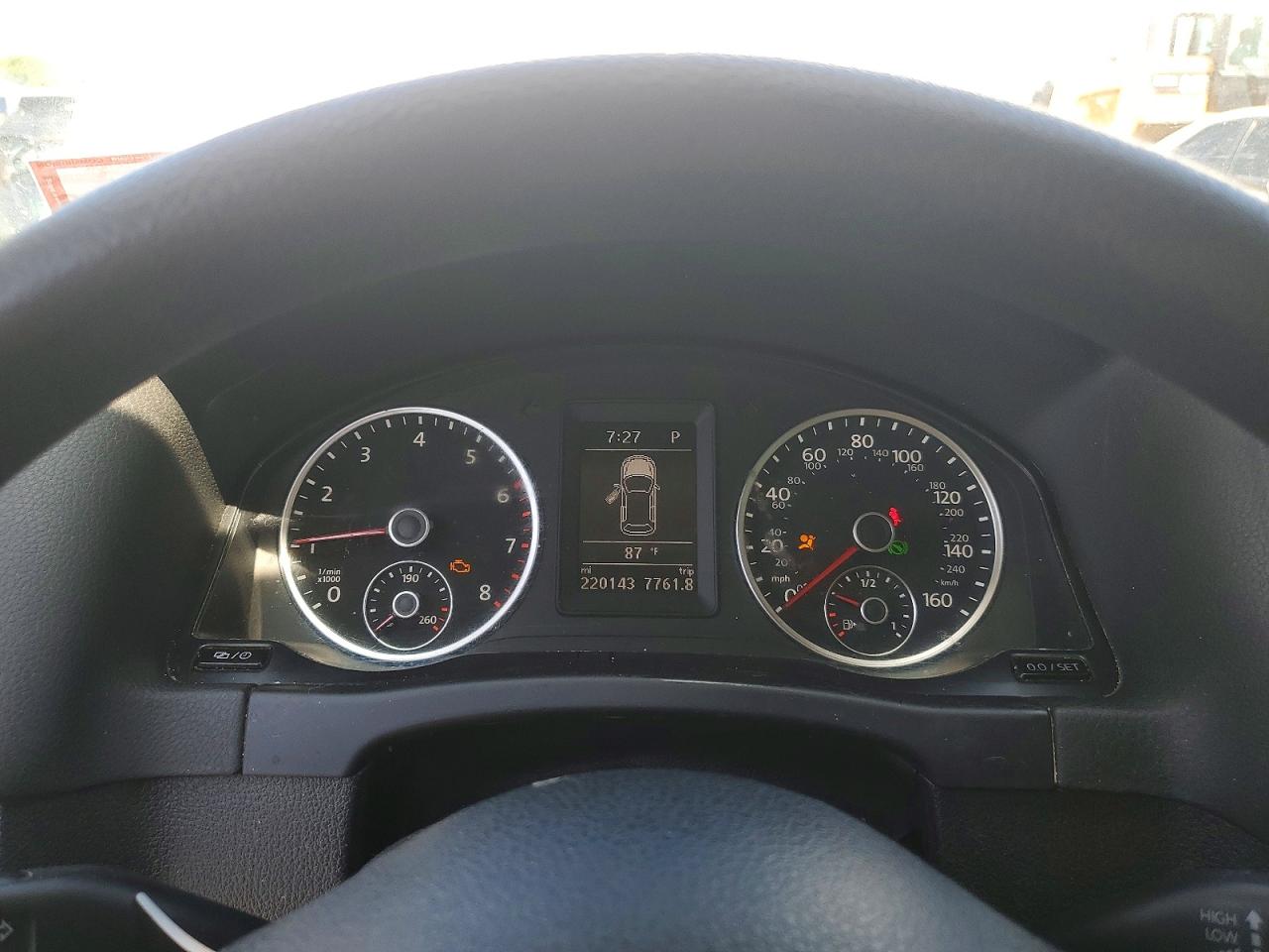 2017 VOLKSWAGEN TIGUAN