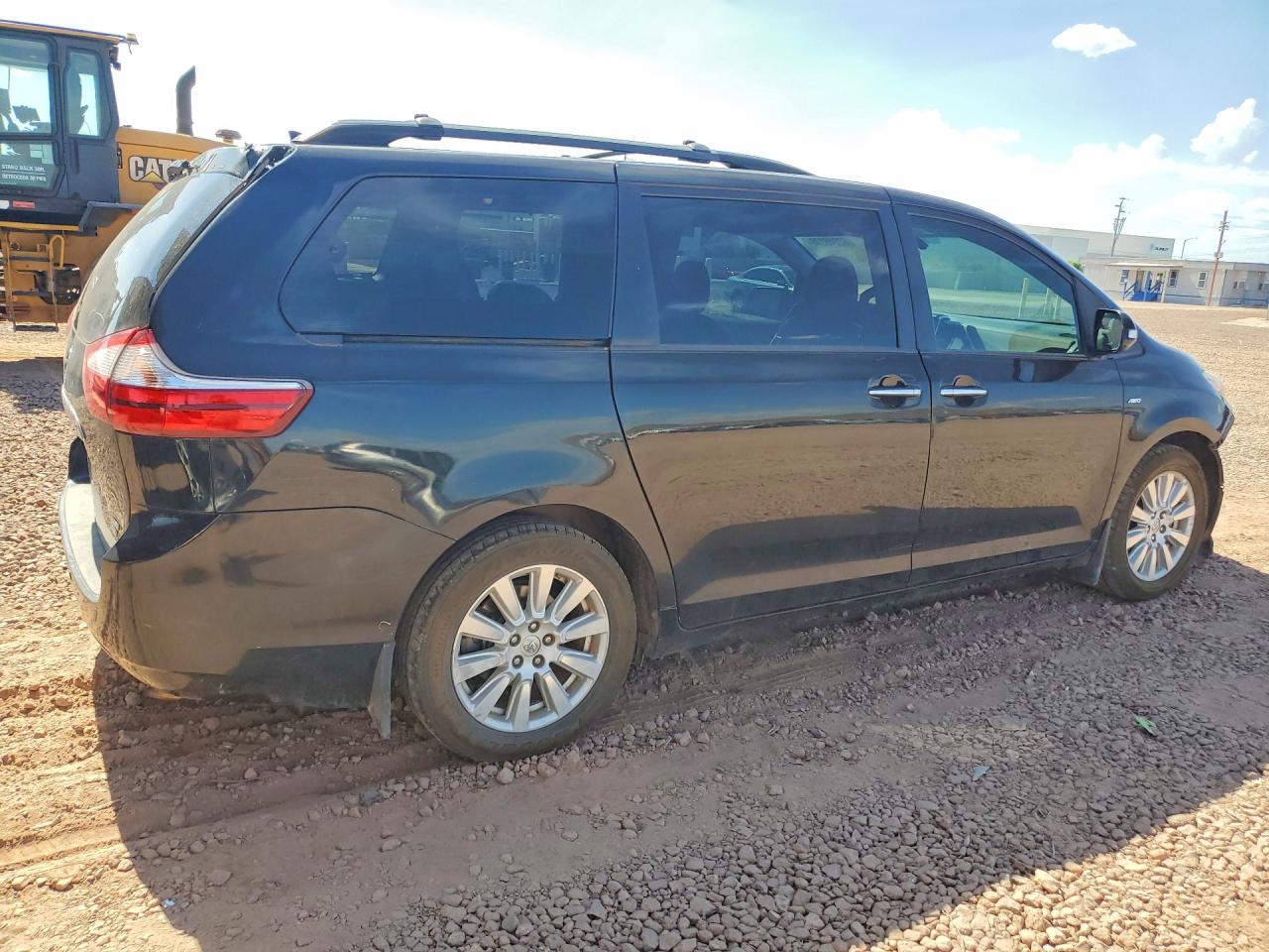 2017 TOYOTA SIENNA
