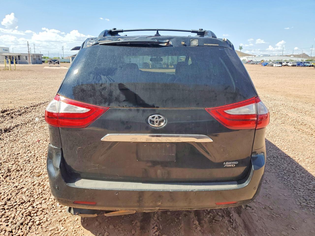 2017 TOYOTA SIENNA