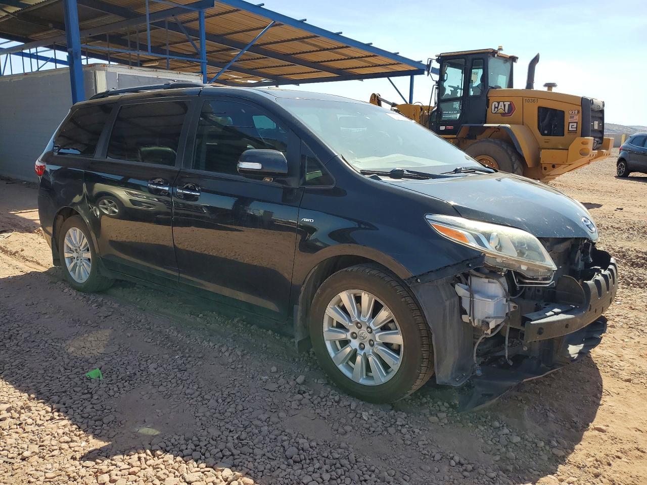 2017 TOYOTA SIENNA