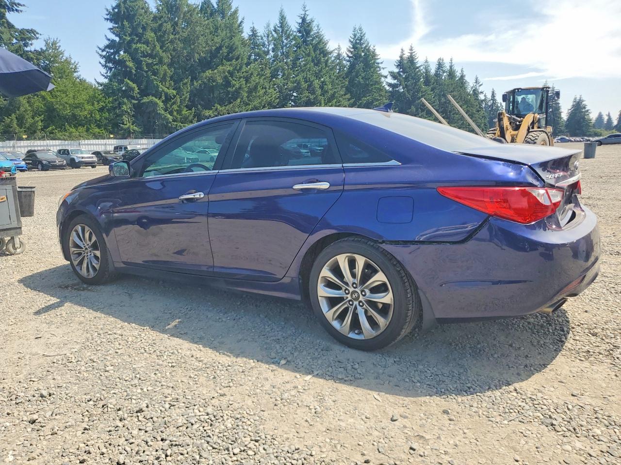 2011 HYUNDAI SONATA