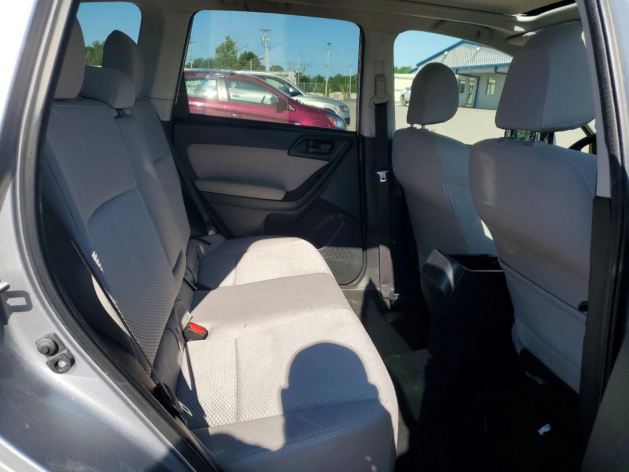 2016 SUBARU FORESTER