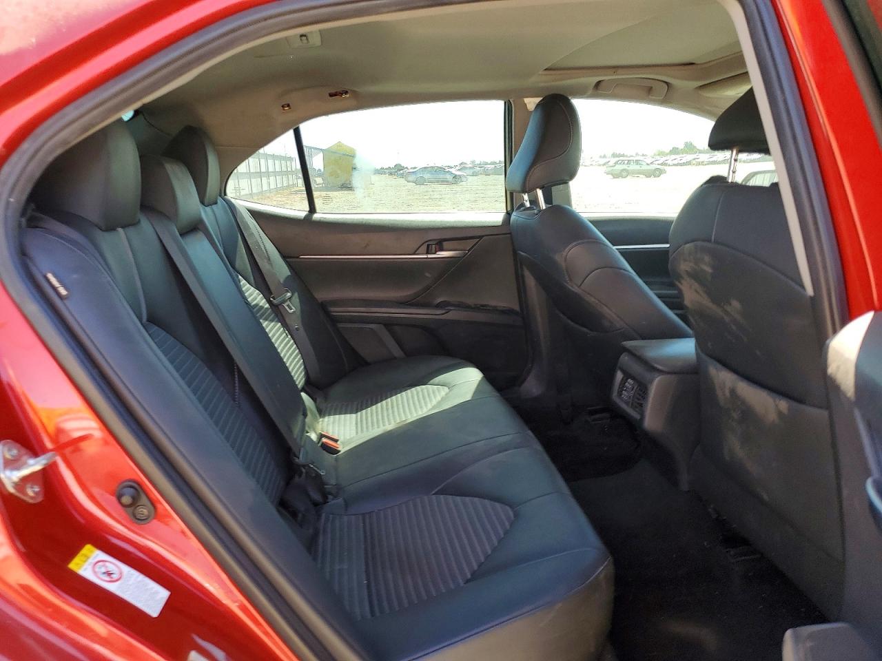 2019 TOYOTA CAMRY