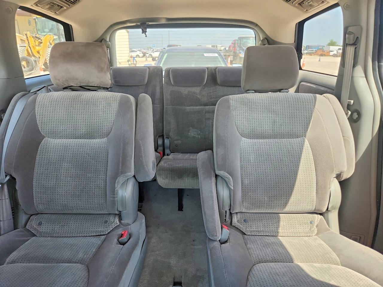 2008 TOYOTA SIENNA