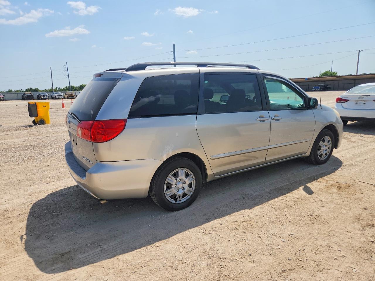 2008 TOYOTA SIENNA