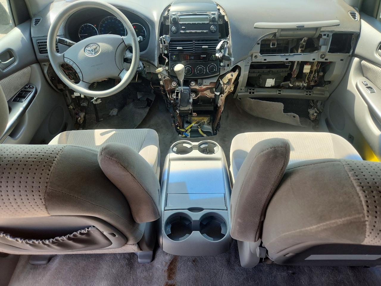 2008 TOYOTA SIENNA
