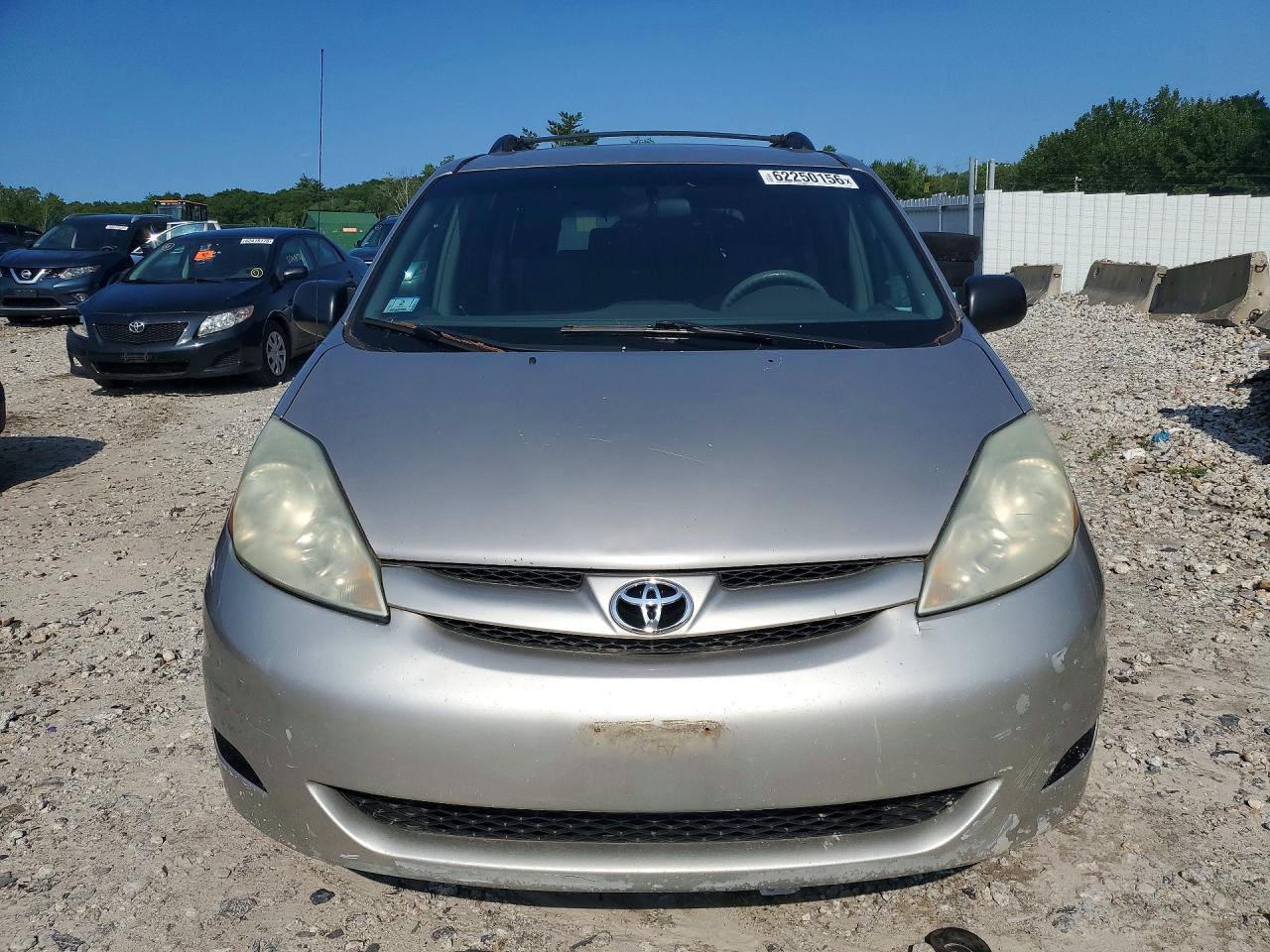 2006 TOYOTA SIENNA