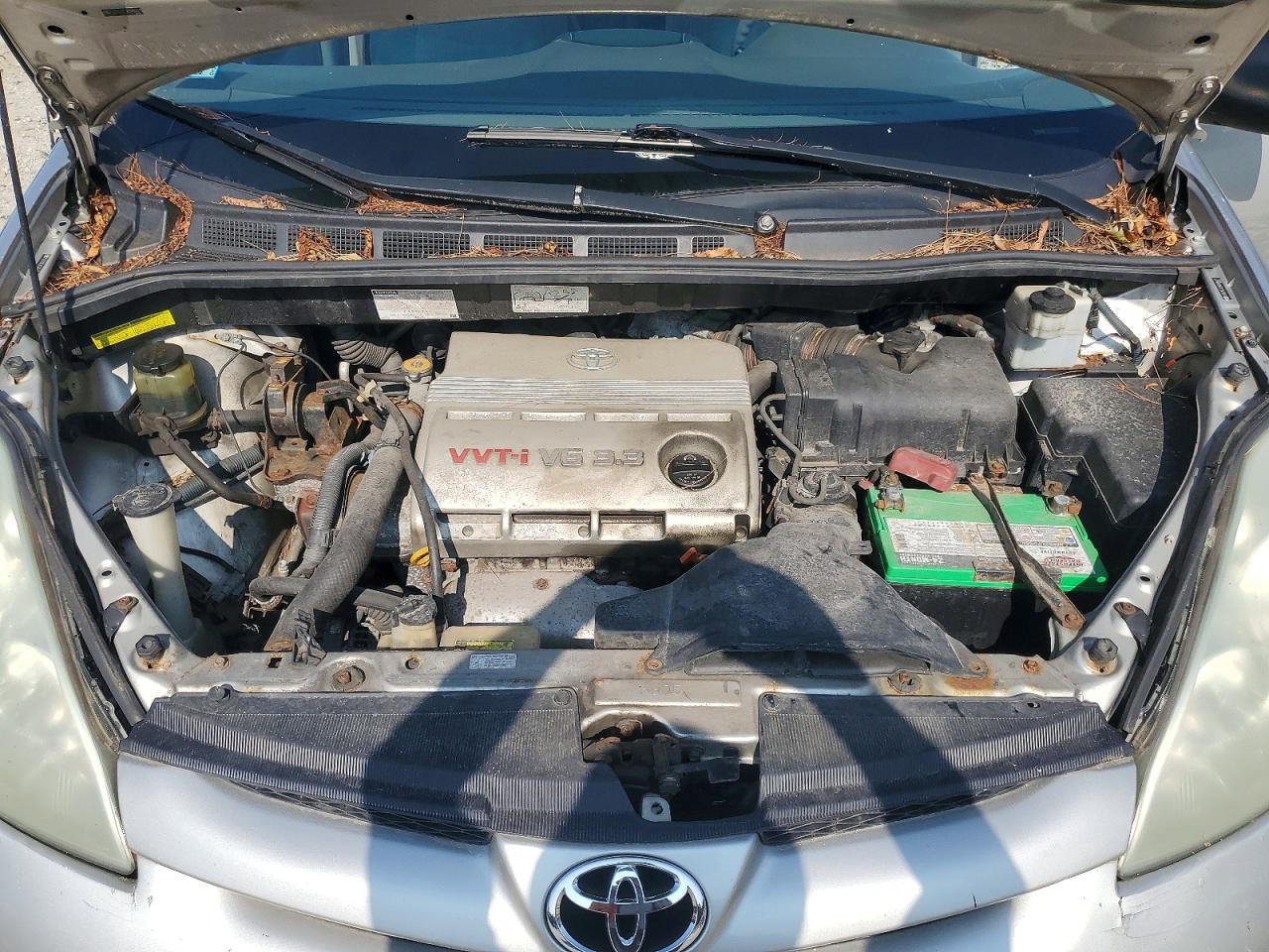 2006 TOYOTA SIENNA
