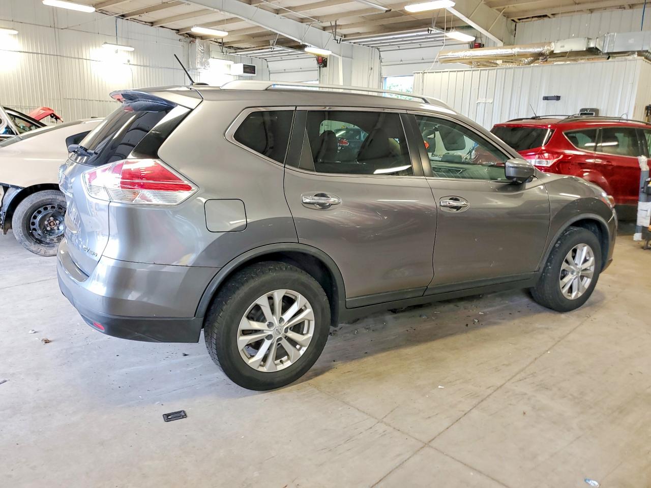 2016 NISSAN ROGUE