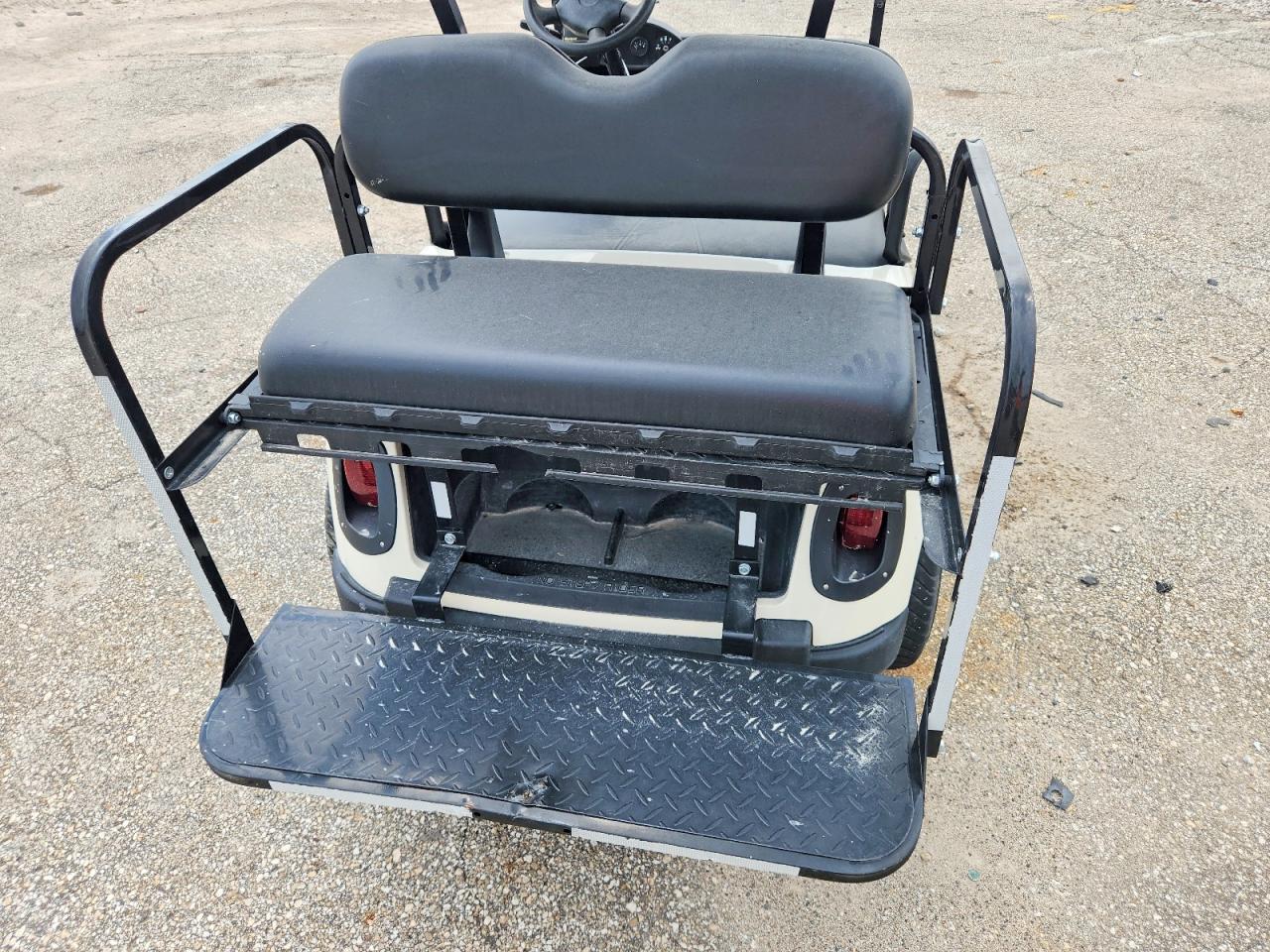2017 EZGO UNKNOWN
