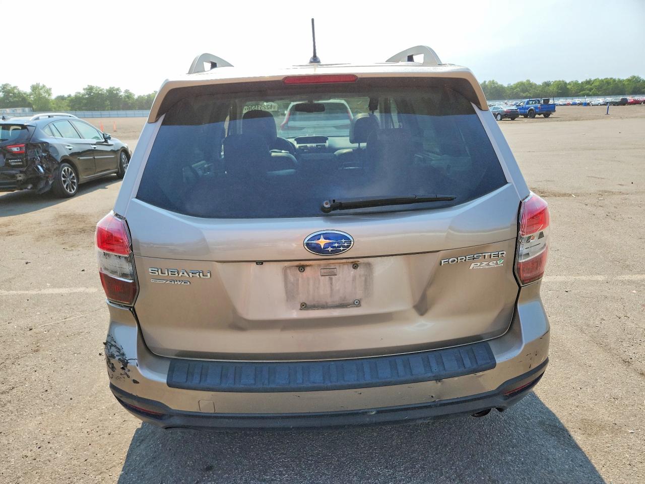 2015 SUBARU FORESTER 2