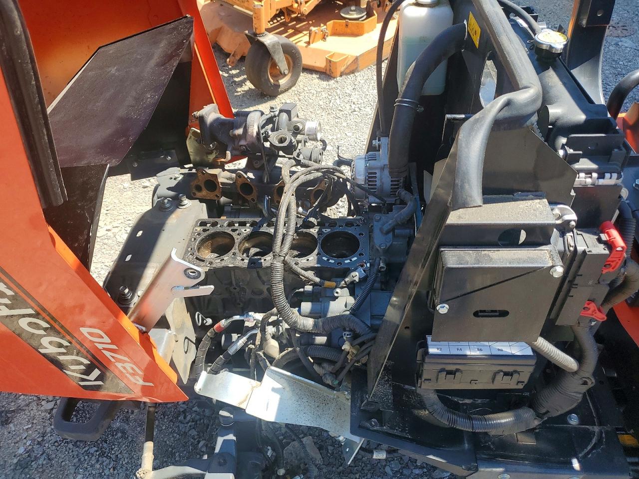2023 KUBOTA F3710