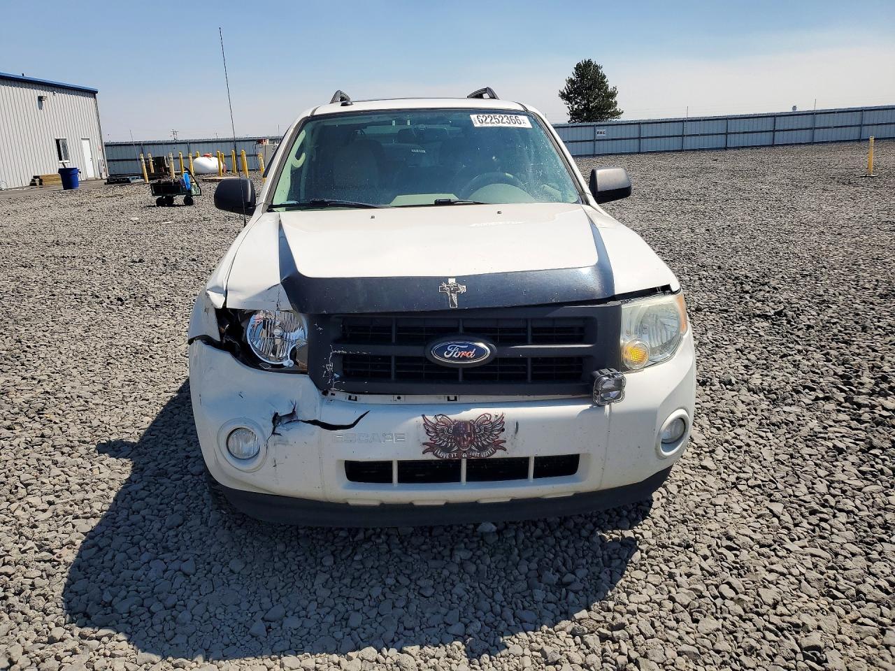 2012 FORD ESCAPE