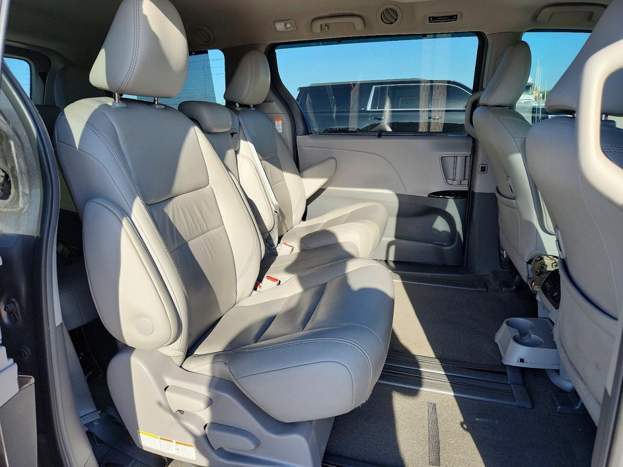 2018 TOYOTA SIENNA