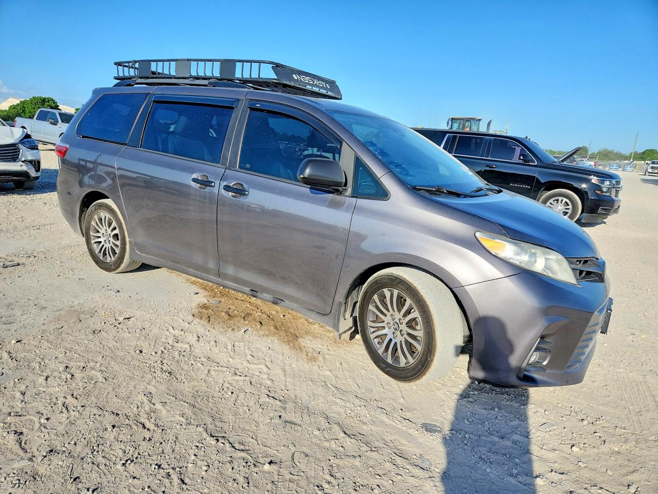 2018 TOYOTA SIENNA